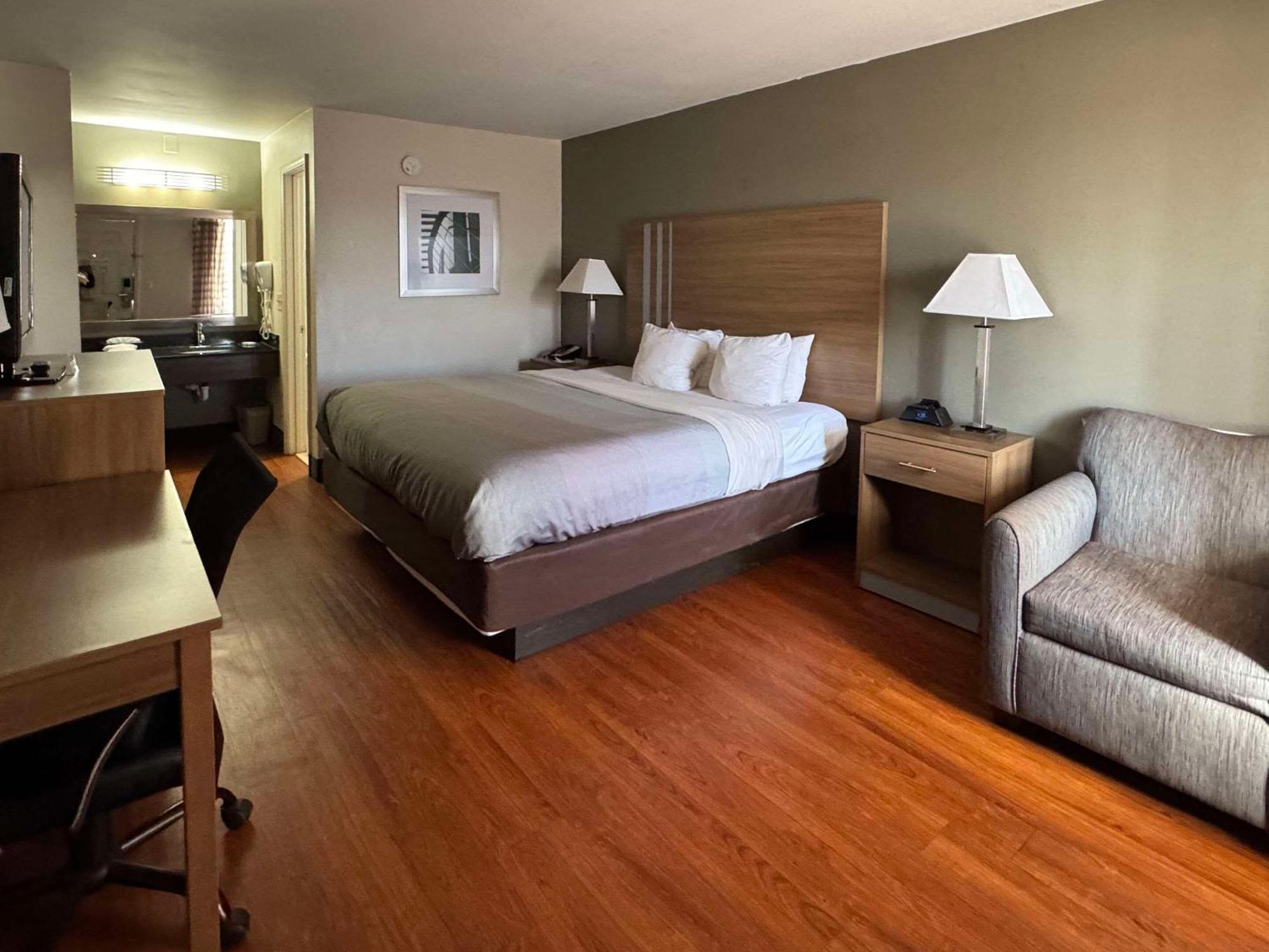 Quality Inn Lagrange East I-85 Exterior photo
